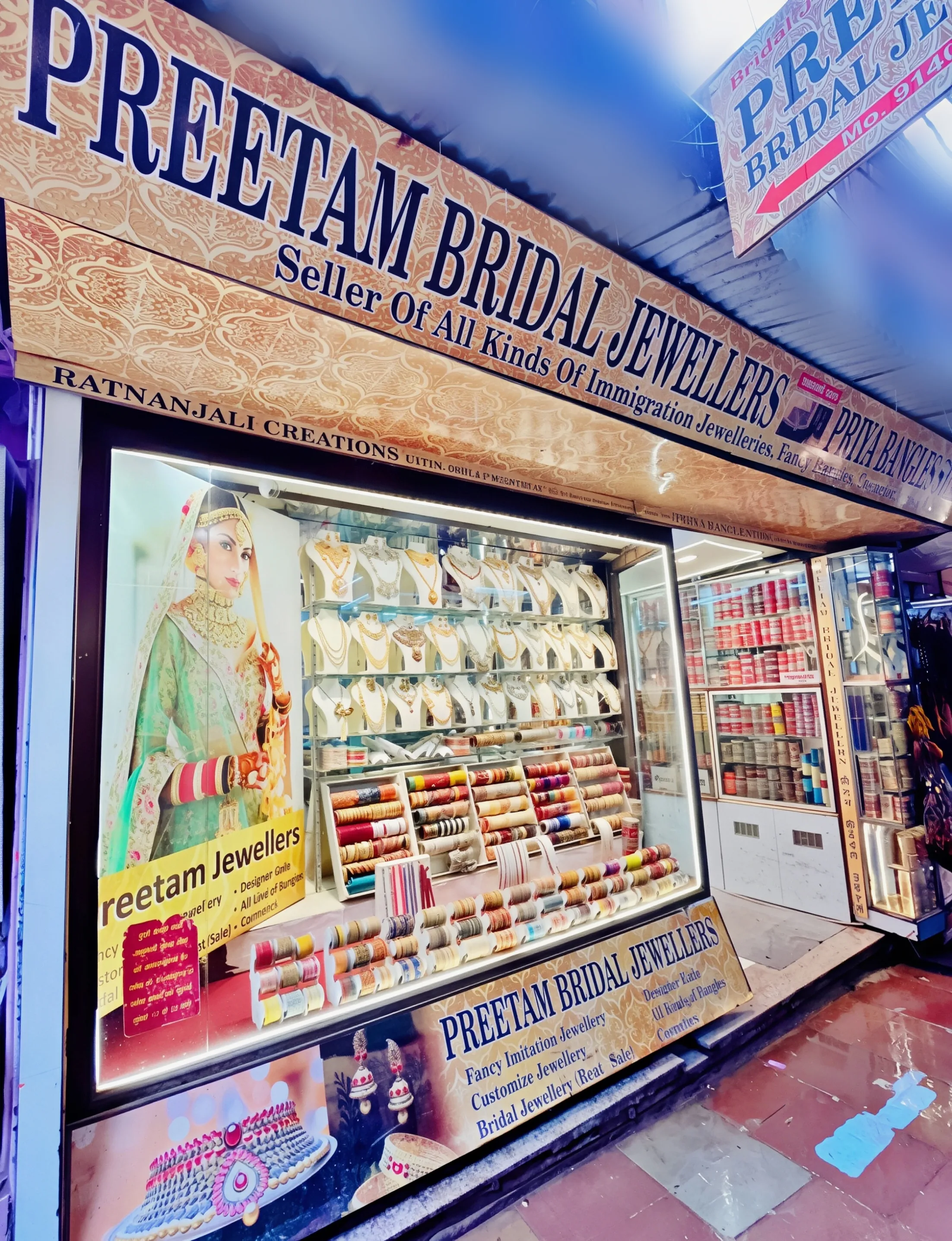 Bridal Showcase Counter